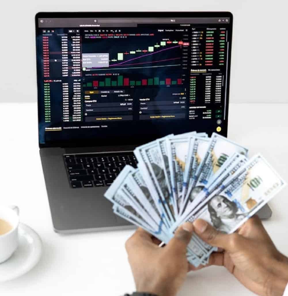 Can You Make $10,000 a Month with Affiliate Marketing?